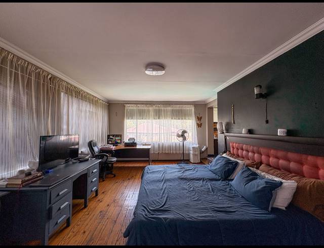 5 BEDROOM HOUSE FOR SALE IN BRAKPAN CENTRAL